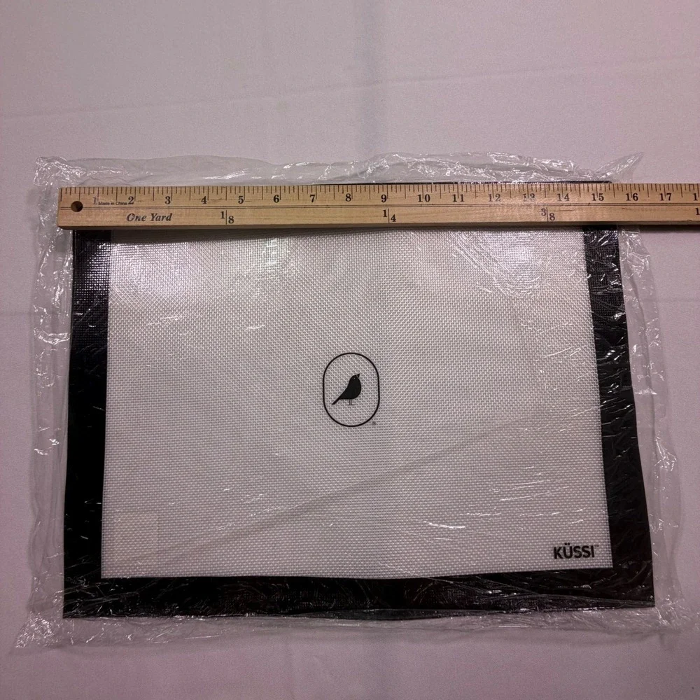 Kussi Reusable Non-Stick Silicone Baking Mat Black White KUSFGMT-BLK 11.5x16.5in